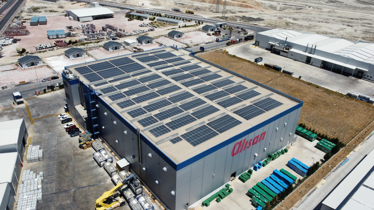 ALIŞAN’DA GÜNEŞ ENERJİSİ DÖNEMİ BAŞLADI