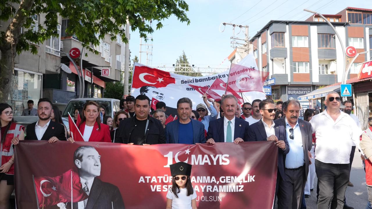 CHP Darıca 19 Mayıs’ı büyük bir coşkuyla kutladı