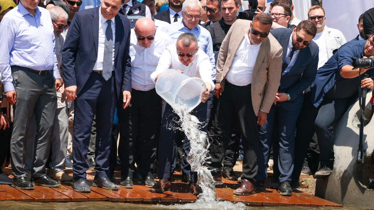 Darıca'dan İzmit Körfezi’ne 100 yapay resif ve 6 bin balık bırakıldı