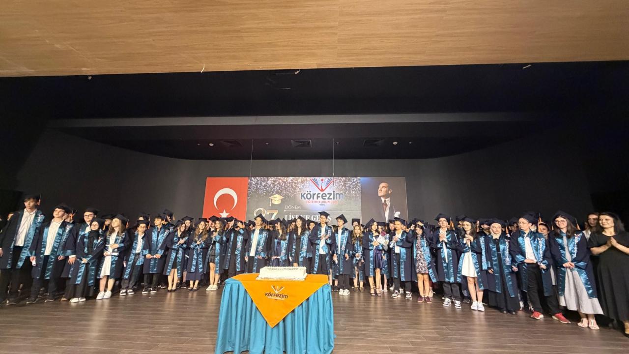 Körfezim Eğitim Kurumları 27. Dönem Mezuniyet Töreni gerçekleştirildi