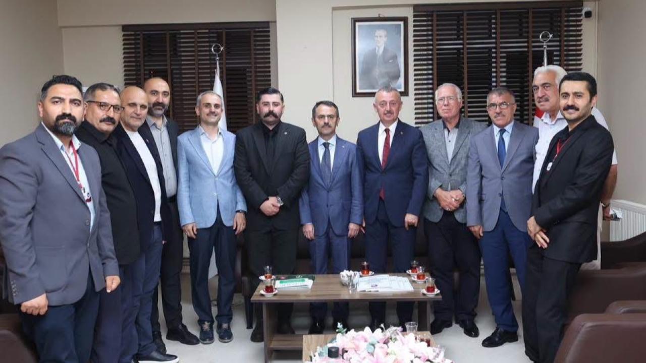 Vali Aktaş ve Başkan Büyükakın, Çayırova’da Muharrem Ayı iftarına katıldı