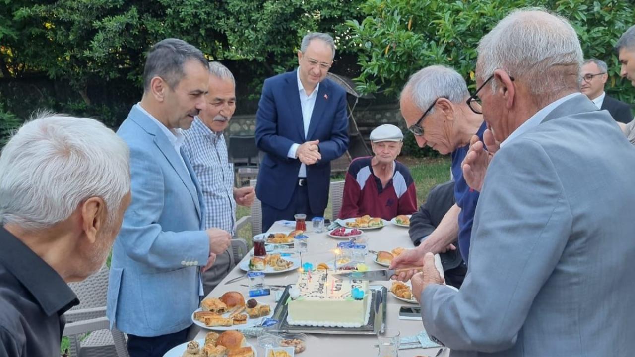 Vali Aktaş’tan Tavşancıl Huzurevi’ne Babalar Günü ziyareti