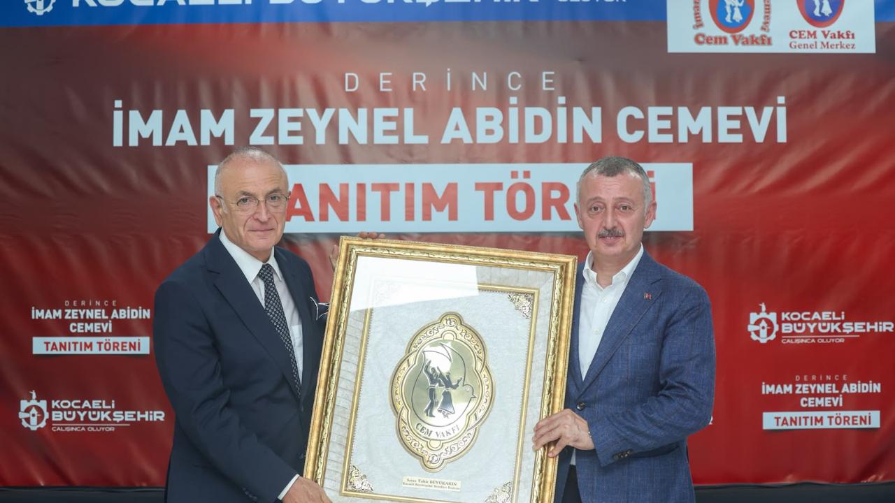 Büyükakın: “Birbirimize sıkı tutunduğumuzda güçlü oluruz”