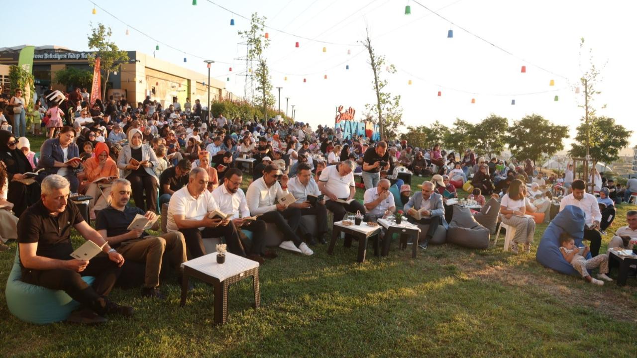 Çayırovalı kitapseverler, 'Çayırova Okuyor’ projesinin finalinde buluştu