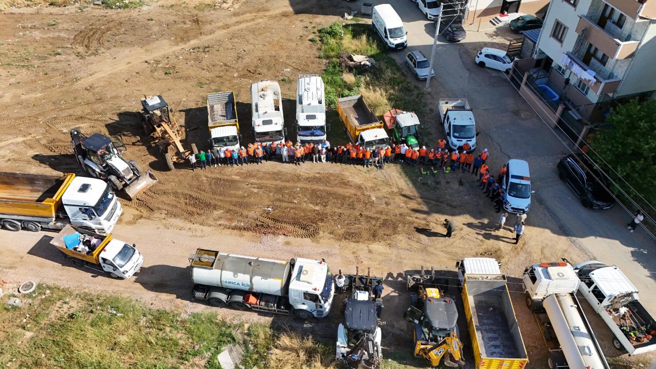Darıca’da yaz temizliği seferberliği Sırasöğütler’de devam ediyor