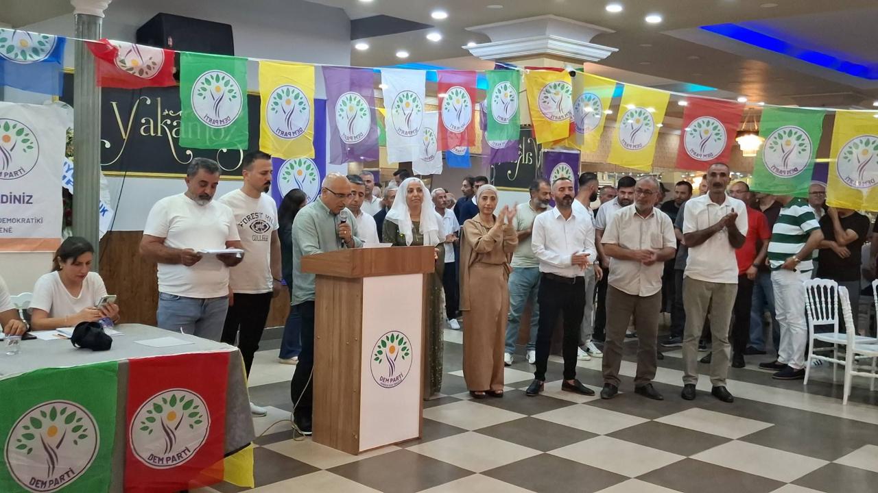 DEM Parti Darıca’da Yeni Dönem: İlçe Başkanlığı'na Erdal Ada seçildi