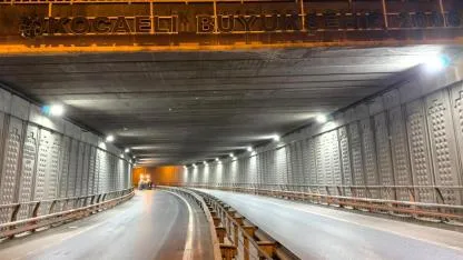 Gebze Eskihisar Feribot Yolu Alt Geçidi ışıl ışıl oldu