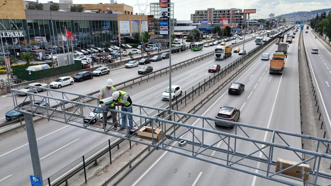 Kocaeli'de ağır vasıta trafiği 7/24 izlenecek